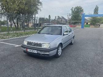 Volkswagen Vento 1.8 AT