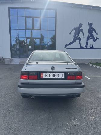 Volkswagen Vento 1.8 AT
