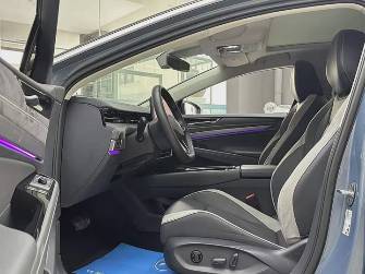 Volkswagen ID.7 77 kWh Electro AT