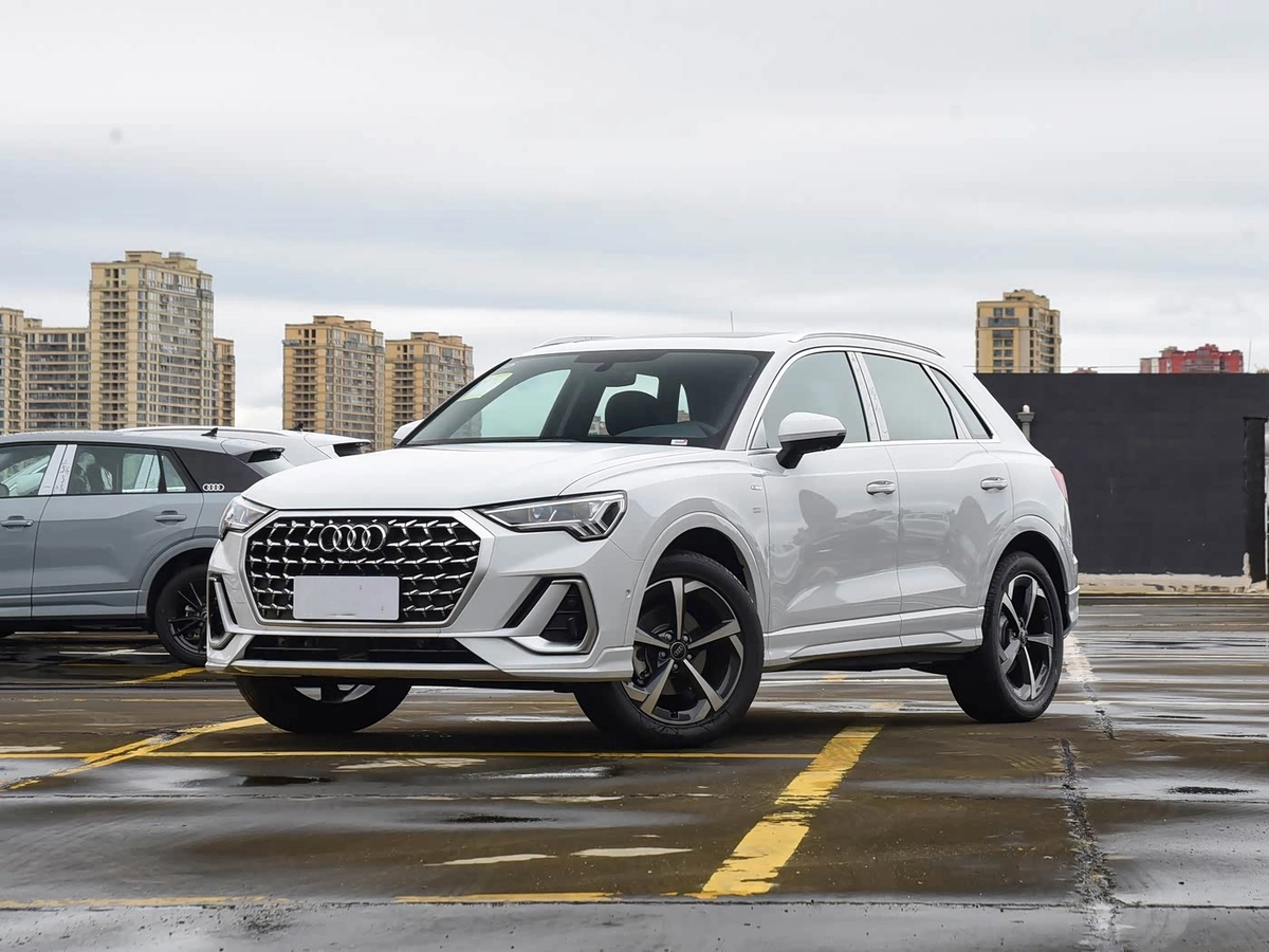 Audi Q3 Sportback I (F3) 35 TFSI 1.5 AMT