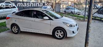 Hyundai Accent IV 1.4 CVT
