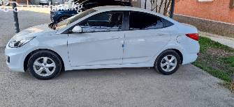 Hyundai Accent IV 1.4 CVT