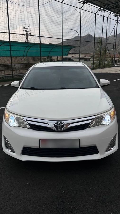 Toyota Camry VII (XV50) 2.5 AT