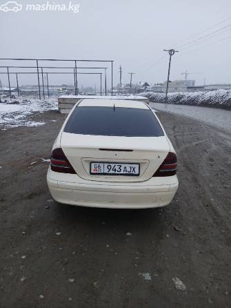 Mercedes-Benz C-Класс II (W203) 200 2.2d MT