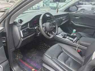 Audi Q8 I (4M) 55 TFSI 3.0 AT 4WD