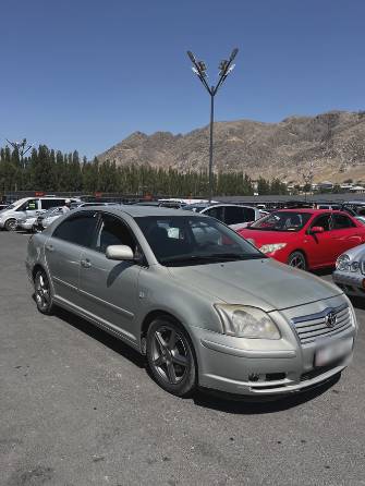Toyota Avensis II 2.0 MT