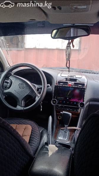 Nissan Maxima V (A33) 2.0 AT