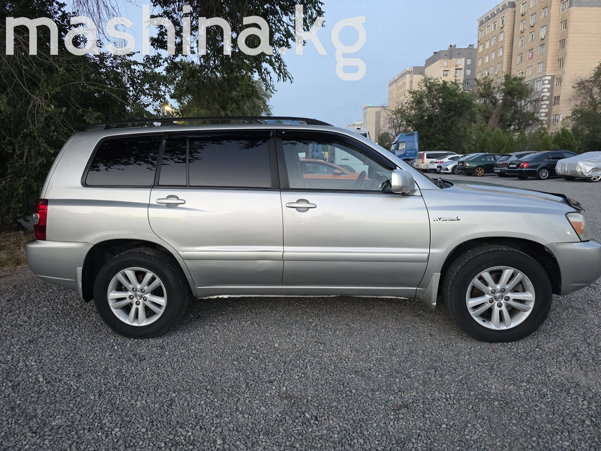 Открыть фото Toyota Highlander I (U20) Рестайлинг 3.3hyb CVT