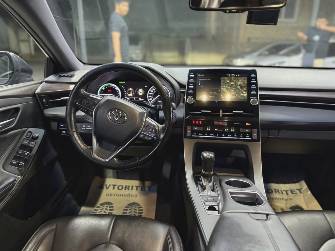 Toyota Avalon V 2.5hyb CVT