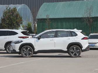 Toyota Frontlander 2.0hyb CVT