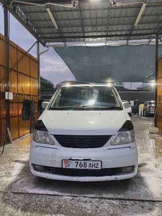 Nissan Serena II (C24) 2.0 CVT