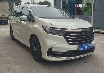 Honda Odyssey V Рестайлинг 2 2.0hyb CVT