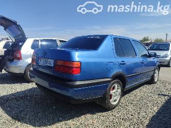 Volkswagen Vento 1.8 MT