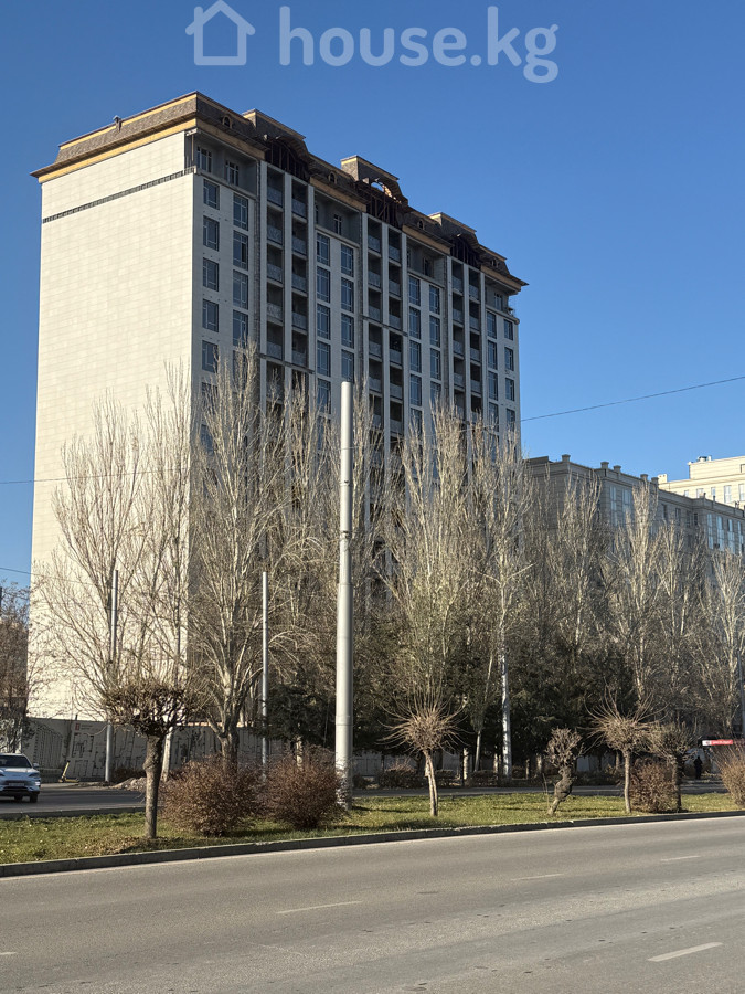 Открыть фото 3-комн. кв., 109 м2