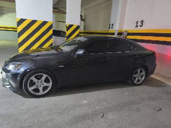 Lexus IS II Рестайлинг 250 2.5 MT