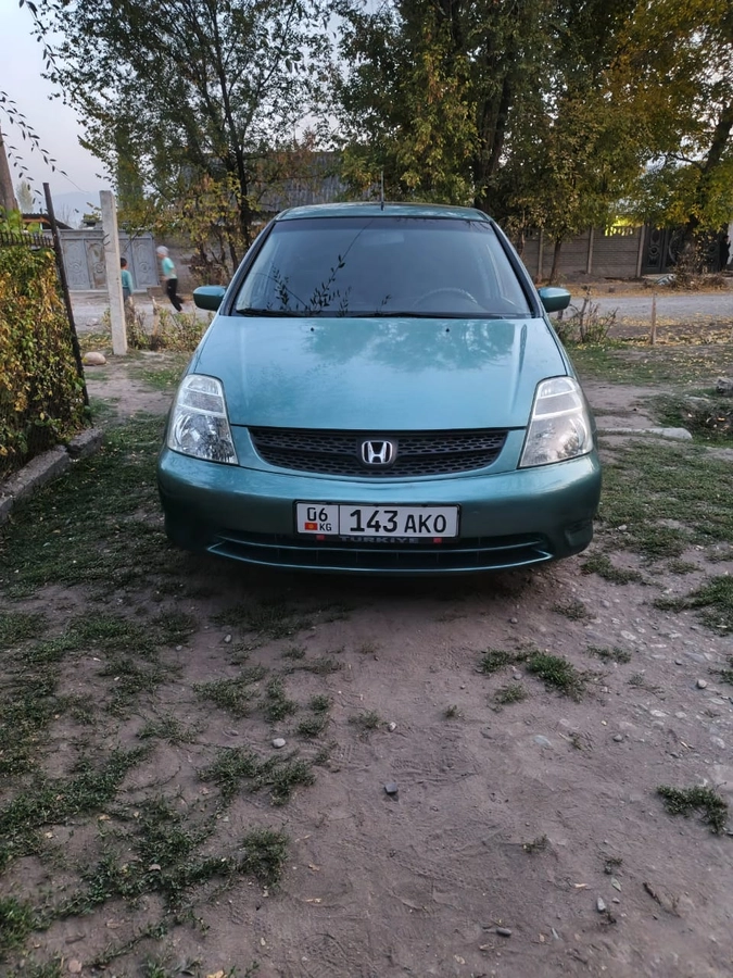 Открыть фото Honda Stream I 2.0 MT