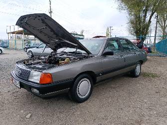 Audi 100 III (C3) Рестайлинг 2.2 MT