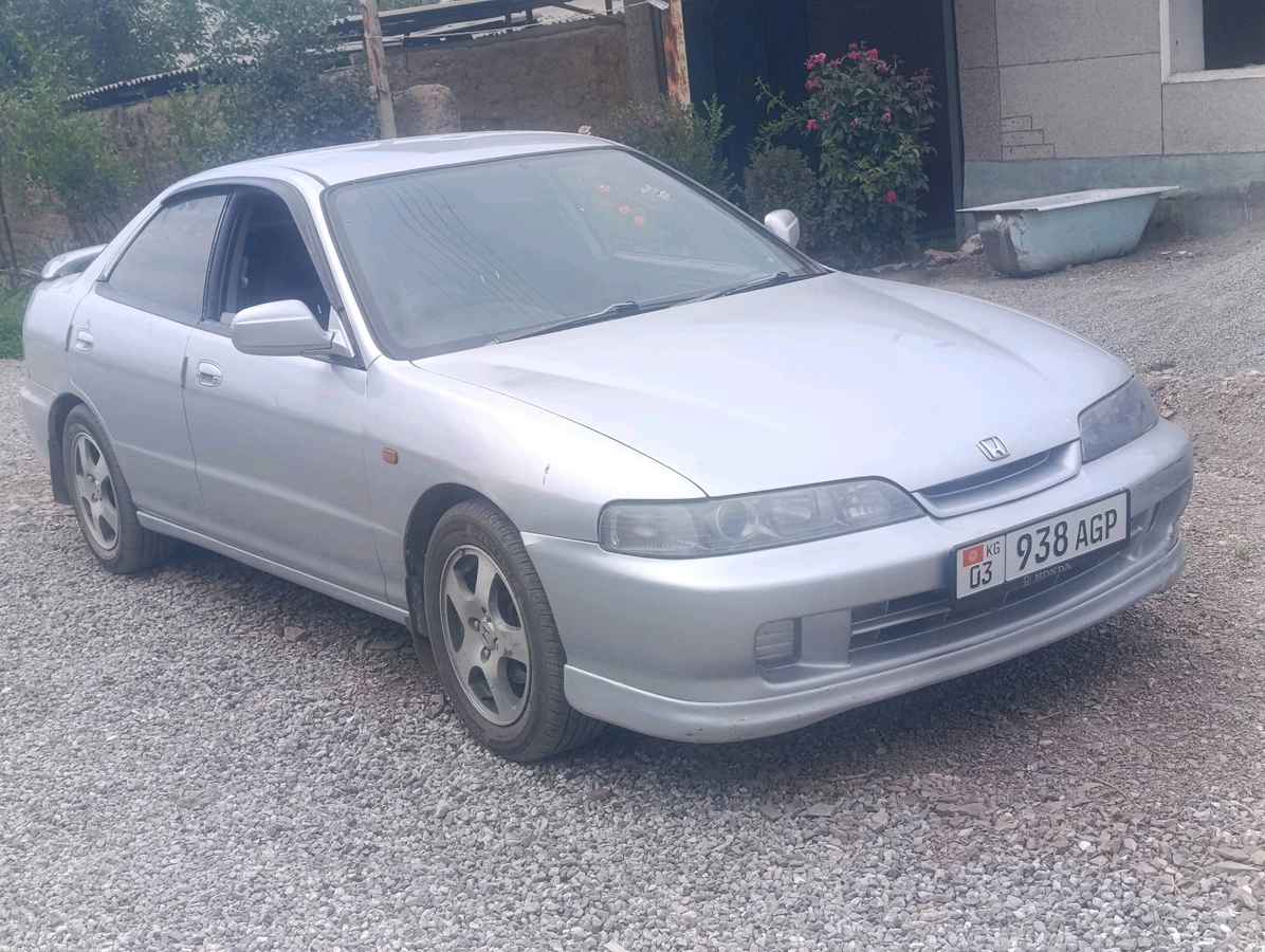Honda Integra III Рестайлинг 1.6 AT