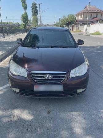 Hyundai Elantra IV (HD) 1.6 MT