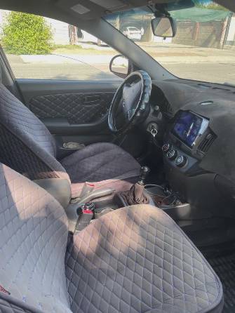 Hyundai Elantra IV (HD) 1.6 MT