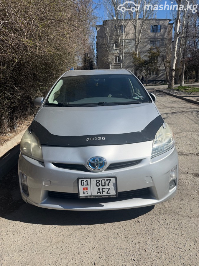 Toyota Prius III (XW30) 1.8hyb AT
