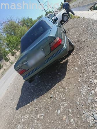 Mercedes-Benz E-Класс I (W124) 220 2.2 AT