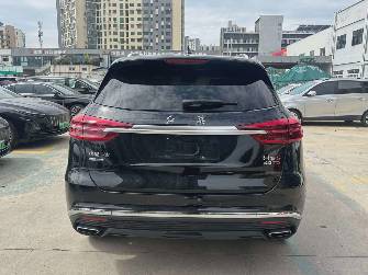 Hongqi HS5 I 2.0 AT