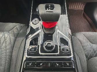 Hongqi HS5 I 2.0 AT