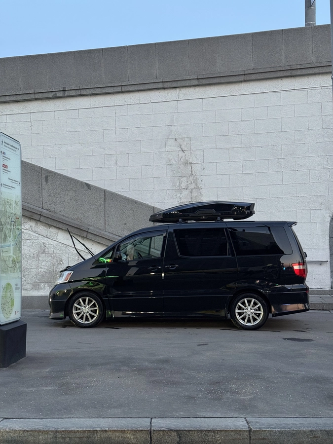 Toyota Alphard I 2.4 AT 4WD