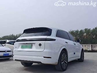 LiXiang L7 Рестайлинг 1.5hyb AT 4WD