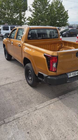 Toyota Hilux VIII Рестайлинг 2.8d MT 4WD