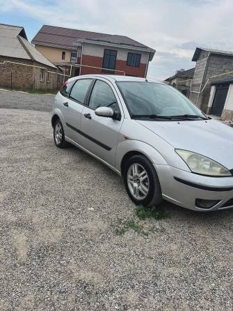 Ford Focus I Рестайлинг 1.6 MT