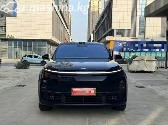 LiXiang L7 Рестайлинг 1.5hyb AT 4WD