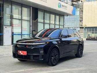 LiXiang L7 Рестайлинг 1.5hyb AT 4WD