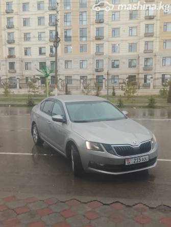 Skoda Octavia III (A7) 1.6 MT