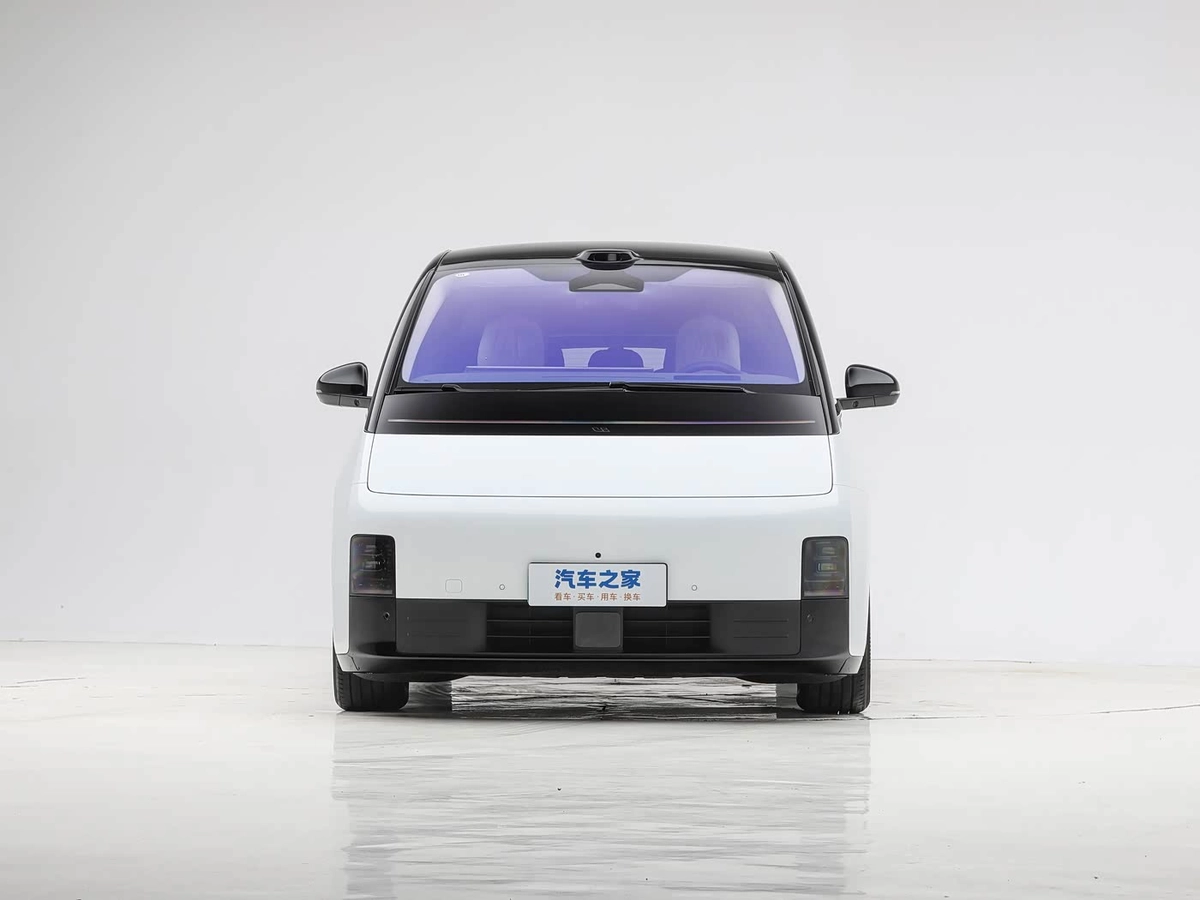 LiXiang Mega 102.7 kWh Electro AT 4WD