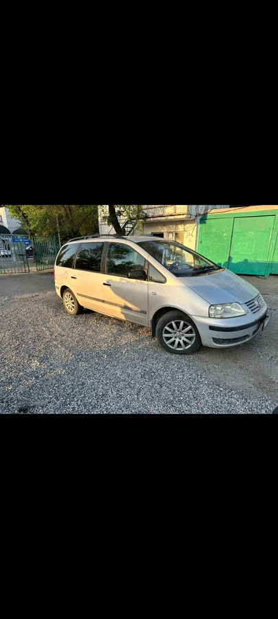 Volkswagen Sharan I Рестайлинг 2.0 MT