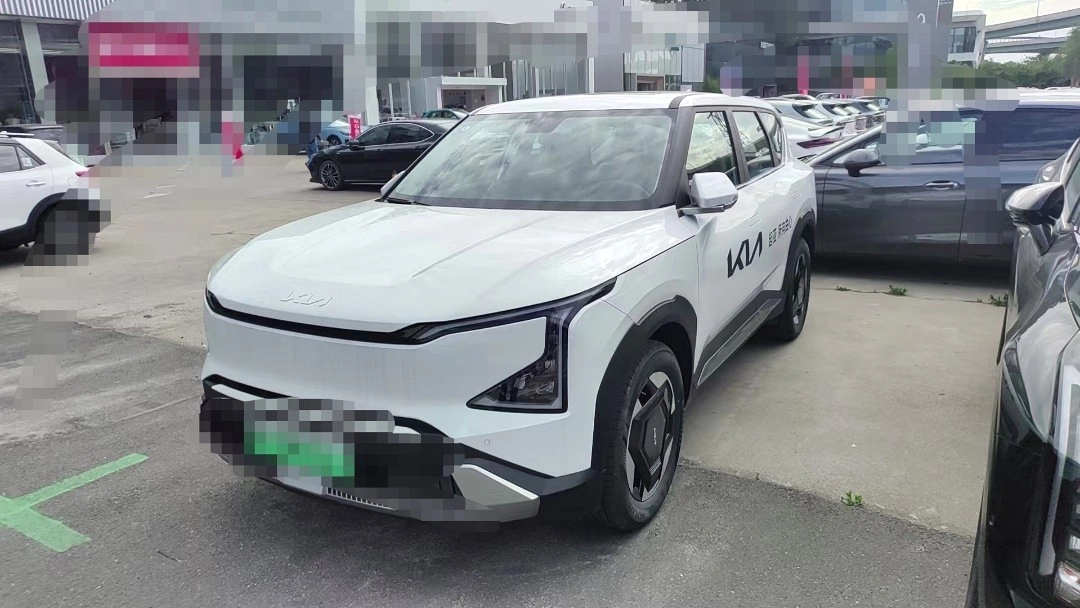 Открыть фото Kia EV5 Electro AT