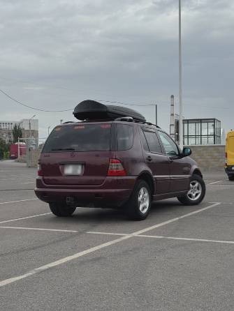 Mercedes-Benz M-Класс I (W163) 320 3.2 AT 4WD