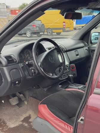 Mercedes-Benz M-Класс I (W163) 320 3.2 AT 4WD