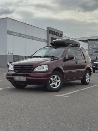 Mercedes-Benz M-Класс I (W163) 320 3.2 AT 4WD