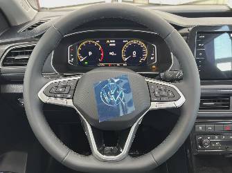 Volkswagen Tharu XR 1.5 AT