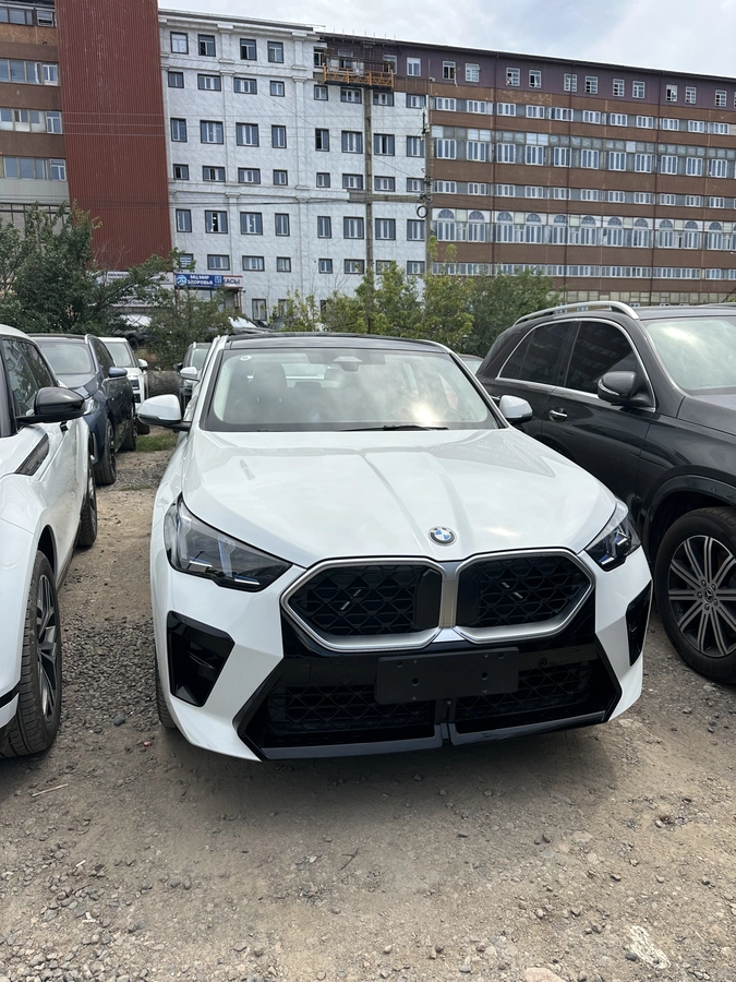 BMW X2 II (U10) sDrive20i 1.5 AMT