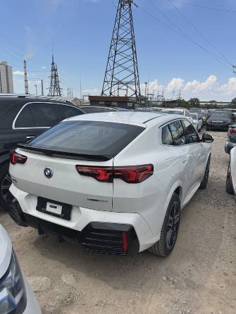 BMW X2 II (U10) sDrive20i 1.5 AMT