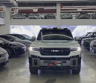 BYD FangChengBao Leopard 8 2.0hyb AT 4WD