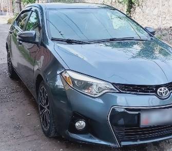 Toyota Corolla XI (E160, E170, E180) 1.8 CVT