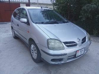 Nissan Almera Tino 1.8 MT