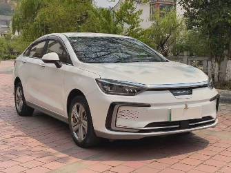 BAIC EU5 II (Plus) Рестайлинг R500 Electro AT