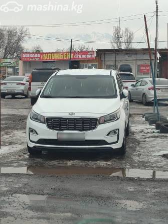 Kia Carnival III 2.2d AT