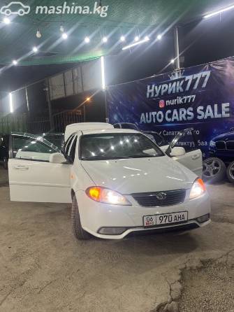 Daewoo Gentra II 1.5 MT